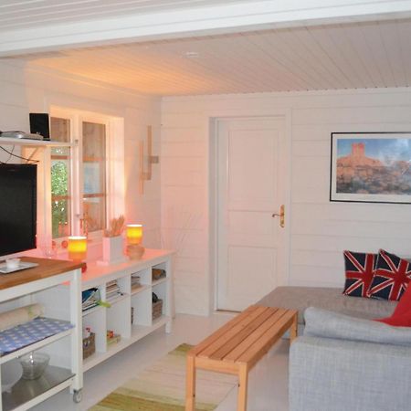 Nice Home In Ronneby With Kitchen Saltärna Kültér fotó